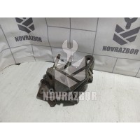 Кронштейн двигателя правый Ford Focus 2 05-08