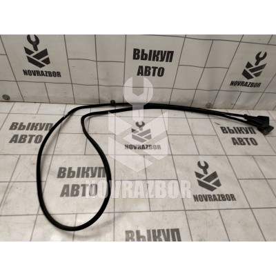 Уплотнитель Mazda 323 BJ Protege Familia 1998-2002