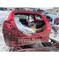 Панель задняя Opel Astra H / Family 2004 >