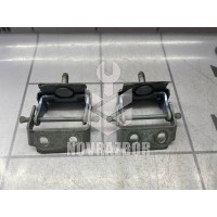 Петля двери багажника Ford Fiesta 2001-2007