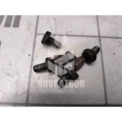 Болт маховика VW Golf 2 Jetta 2 83-92