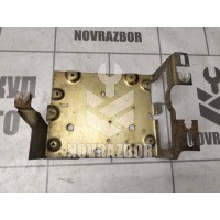 Кронштейн (сопут. товар) VW Golf 2 Jetta 2 83-92