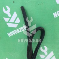 Уплотнитель двери Suzuki Grand Vitara 1998-2005