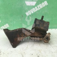 Кронштейн двигателя VW Transporter T2 T3 79-92