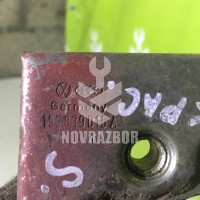Замок двери задней левой VW Golf 2 Jetta 2 83-92