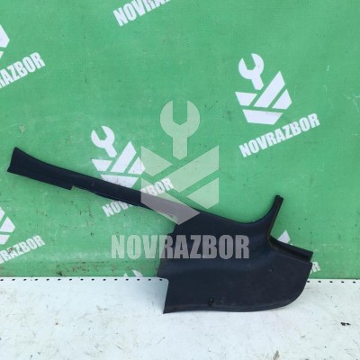 Обшивка стойки VW Golf 3 Vento 91-97