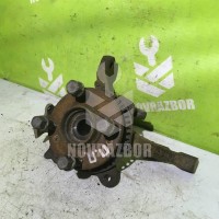 Кулак поворотный передний правый VW Golf 3 Vento 91-97