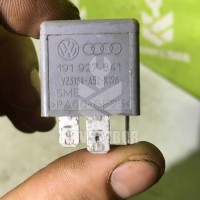 Реле VW Golf 3 Vento 91-97