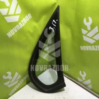 Стекло кузовное глухое правое Toyota Corolla E10 1992-1997