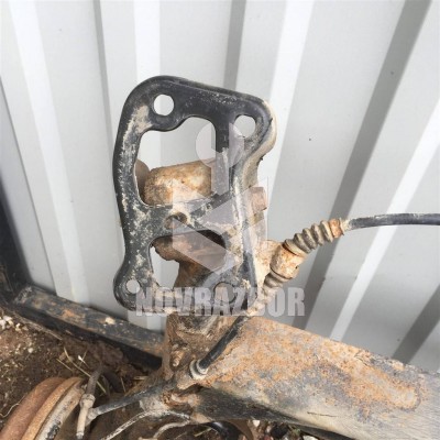 Кронштейн задней балки Chevrolet Aveo T200 03-08